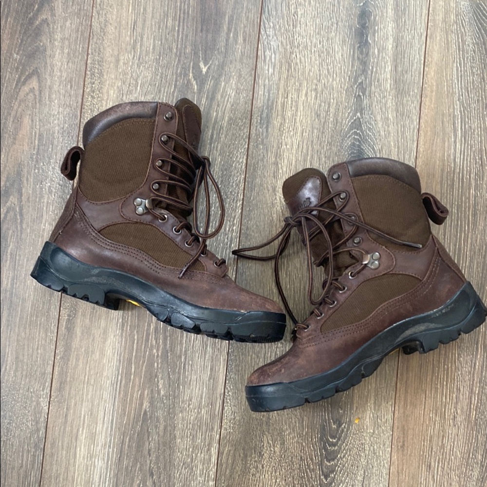 Danner Yellowstone Leather Work Boot- Brown- Women Sz 6.5